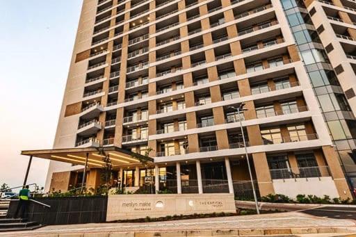 Menlyn Maine Residence Unit 1419 Pretoria Bagian luar foto