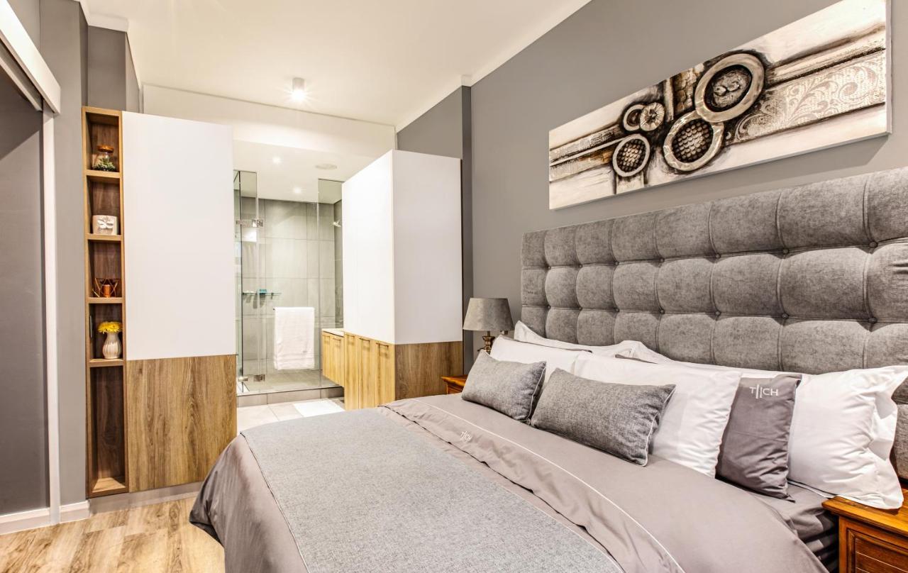 Menlyn Maine Residence Unit 1419 Pretoria Bagian luar foto